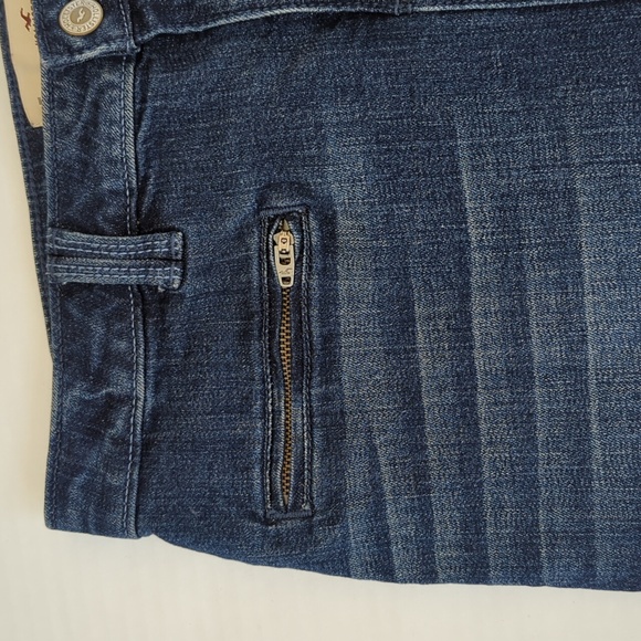 Hollister Low Rise Distressed Denim Jean Mini Skirt Junior 5/27 Blue - Picture 7 of 10
